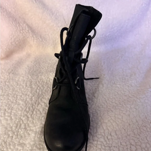 Sorel Women's Black Lace Up Wedge Boots - Picture 4 of 5